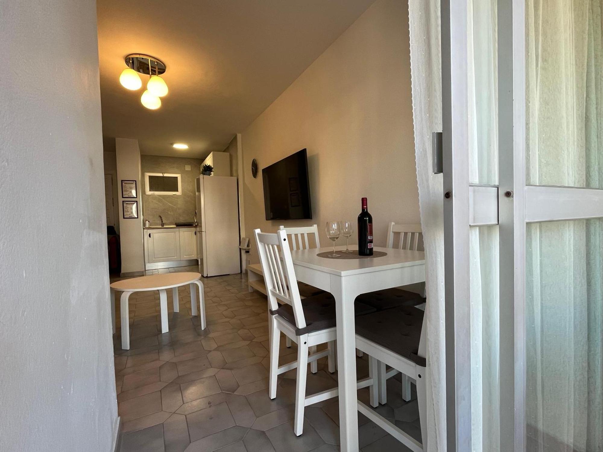 Apartamento Entero, Enormes Piscinas, Terraza Y Playa Benalmádena Exterior photo